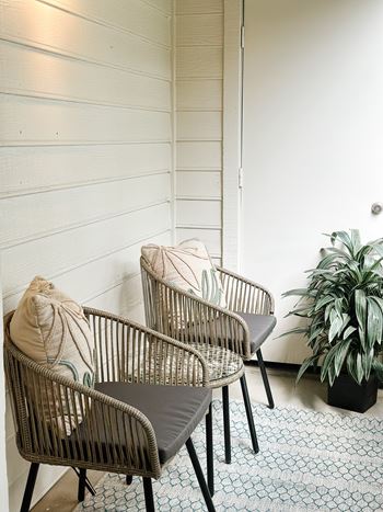 Glen park apartments patio balcony
